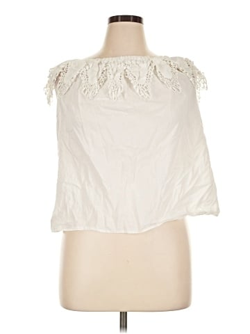 Merona Sleeveless Blouse (view 1)