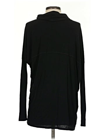 Bordeaux Long Sleeve Turtleneck (view 2)