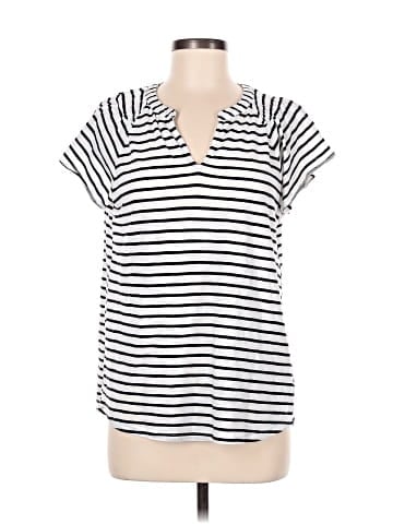 Liz Claiborne Short Sleeve T-Shirt (view 1)