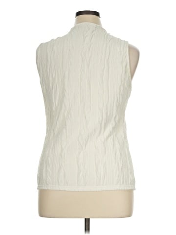 Unbranded Sleeveless Blouse (view 2)