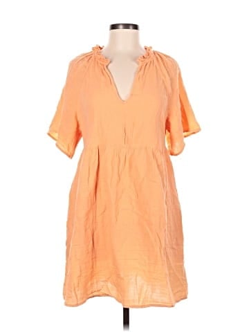 Old Navy Casual Dress (view 1)