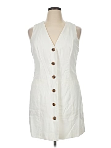 A New Day Sleeveless Button-Down Shirt (view 1)
