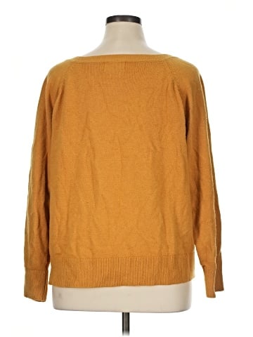 Old Navy Pullover Sweater (view 2)
