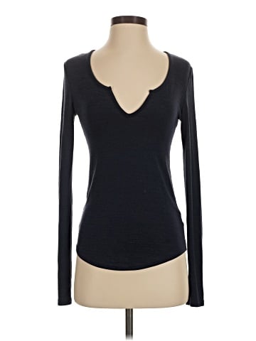TNA Long Sleeve T-Shirt (view 1)