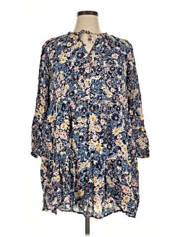 Ann Taylor LOFT Casual Dress (view 1)