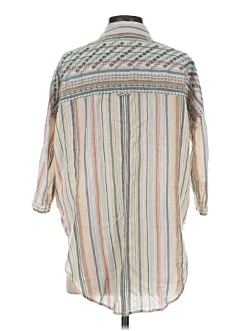 Akemi + Kin 3/4 Sleeve Button-Down Shirt (view 2)