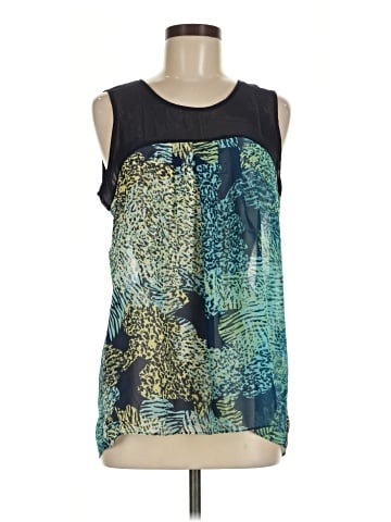 Romeo & Juliet Couture Sleeveless Blouse (view 1)