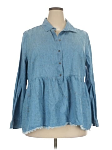 True Craft 3/4 Sleeve Blouse (view 1)