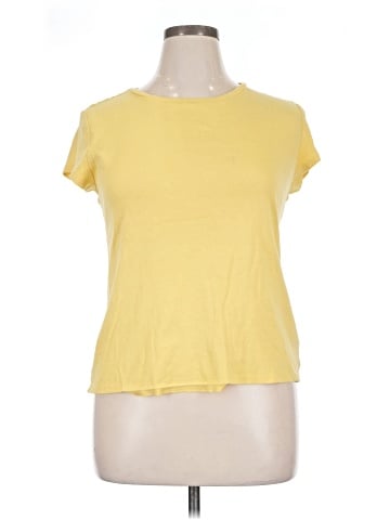 Liz Claiborne Short Sleeve T-Shirt (view 1)