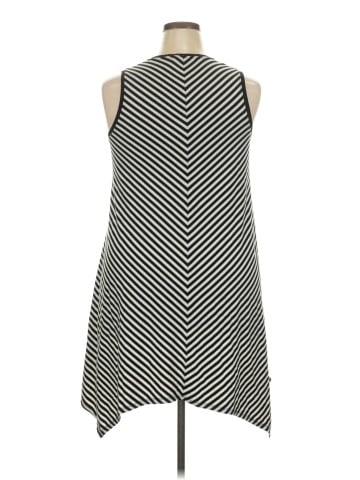 Mossimo Casual Dress (view 2)
