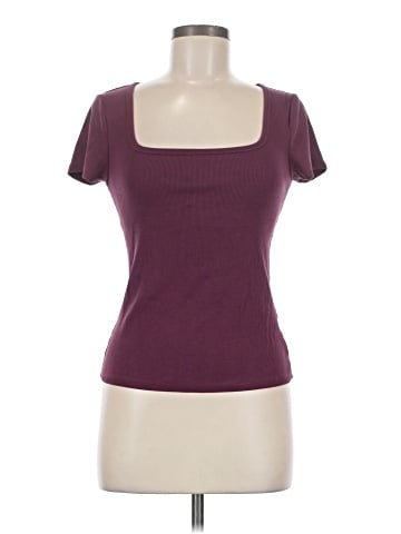 Old Navy Short Sleeve T-Shirt (view 1)
