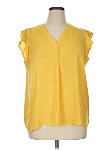 Cupcakes & Cashmere Sleeveless Blouse (view 1)
