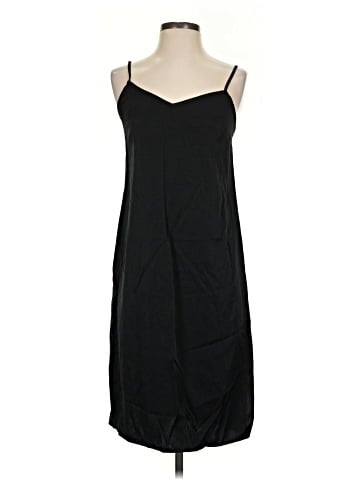 Urban Outfitters Casual Dress (view 1)