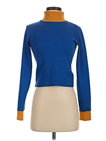 Levi's Long Sleeve Top (view 1)