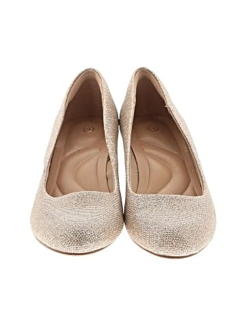 Unbranded Wedges (view 2)
