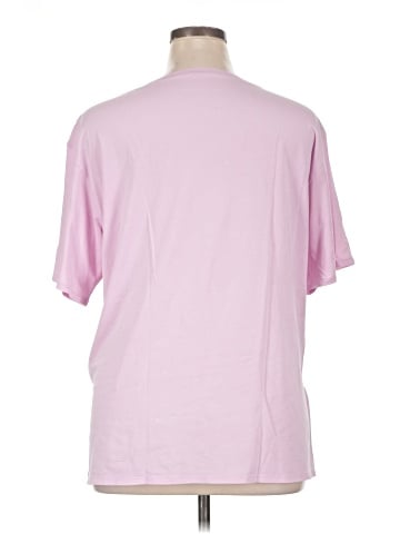 Lululemon Athletica Short Sleeve T-Shirt (view 2)