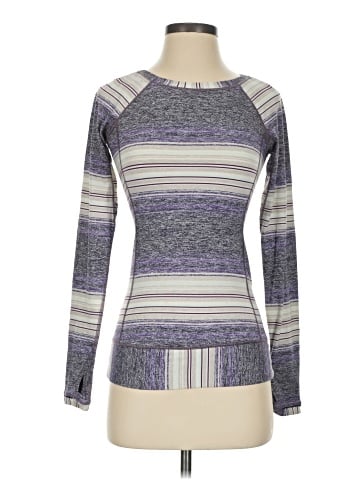 Lululemon Athletica Long Sleeve T-Shirt (view 1)
