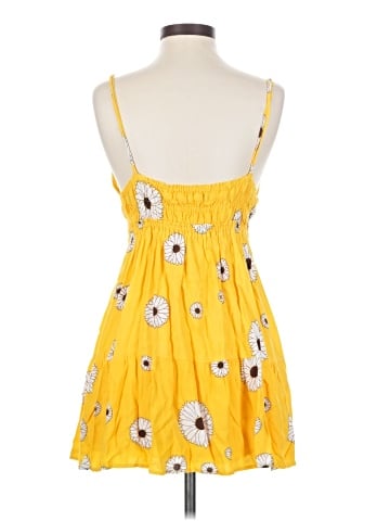Urban Outfitters Casual Dress (view 2)