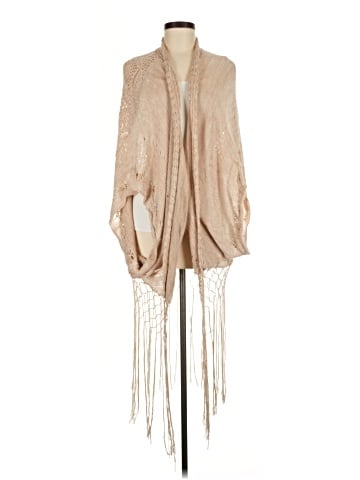 Lovestitch Poncho (view 1)