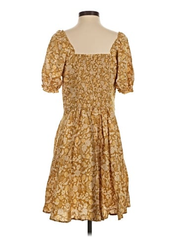 Old Navy Casual Dress (view 2)