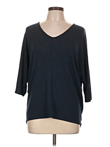 Laila Jayde Pullover Sweater (view 1)