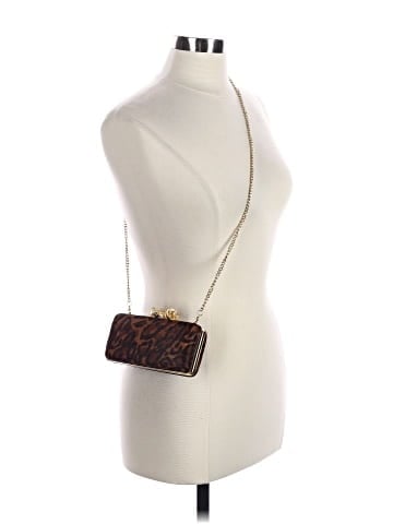 C. Wonder Clutch (view 2)
