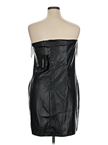 PrettyLittleThing Cocktail Dress (view 2)