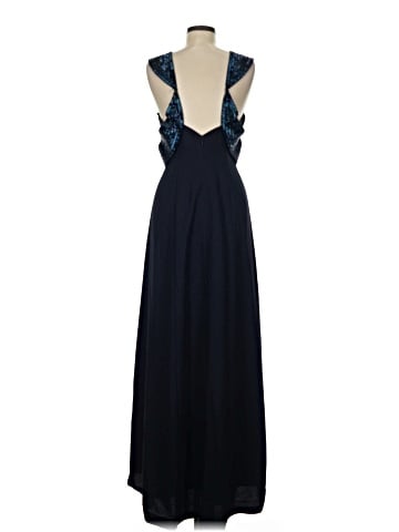 Bill Blass Casual Dress (view 2)