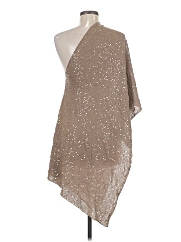 Minnie Rose Poncho (view 2)
