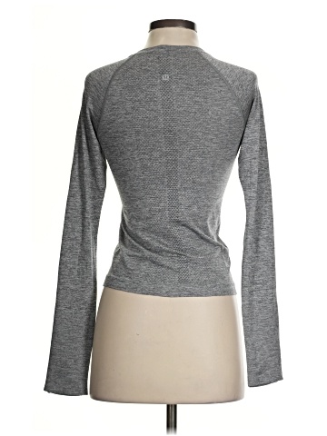 Lululemon Athletica Long Sleeve T-Shirt (view 2)