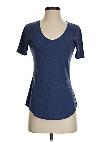 Victoria's Secret Short Sleeve T-Shirt (view 1)