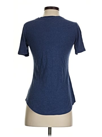 Victoria's Secret Short Sleeve T-Shirt (view 2)