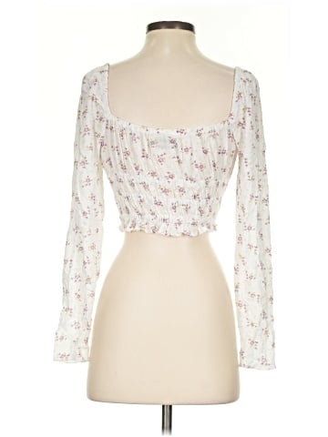 Urban Outfitters 3/4 Sleeve T-Shirt (view 2)
