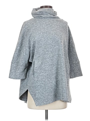 Caslon Poncho (view 1)