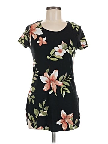 Discreet Short Sleeve Top (view 1)