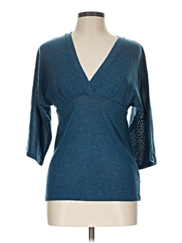 Charlotte Russe 3/4 Sleeve T-Shirt (view 1)