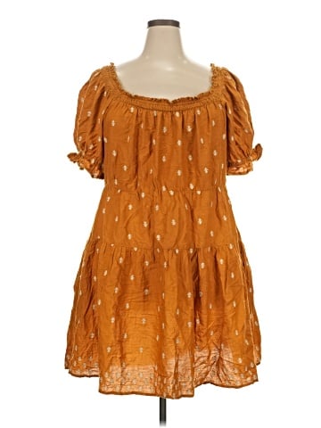 Old Navy Casual Dress (view 1)