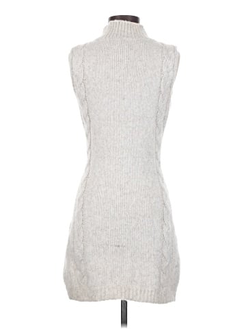 Le Lis Casual Dress (view 2)