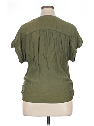 Lily White Short Sleeve Top (view 2)