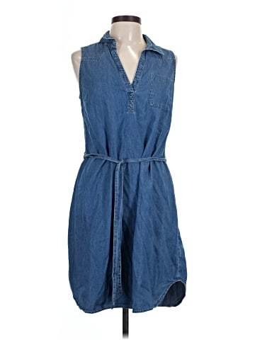 Old Navy Casual Dress (view 1)