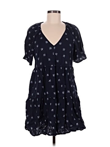 Old Navy Casual Dress (view 1)