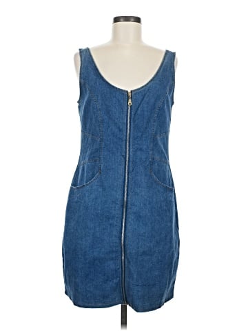 Venus Casual Dress (view 1)