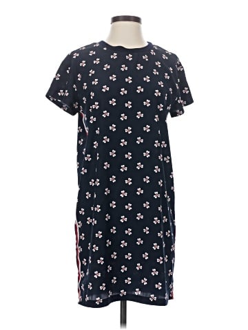 Uniqlo Casual Dress (view 1)