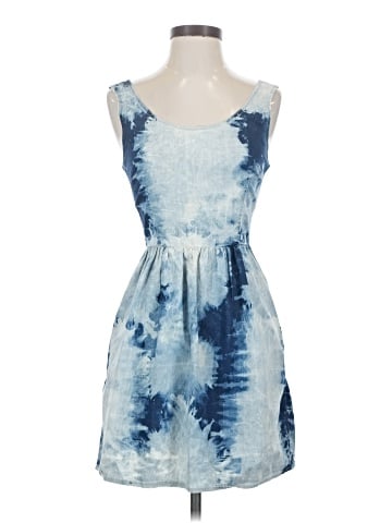 American Eagle Outfitters Casual Dress (view 1)
