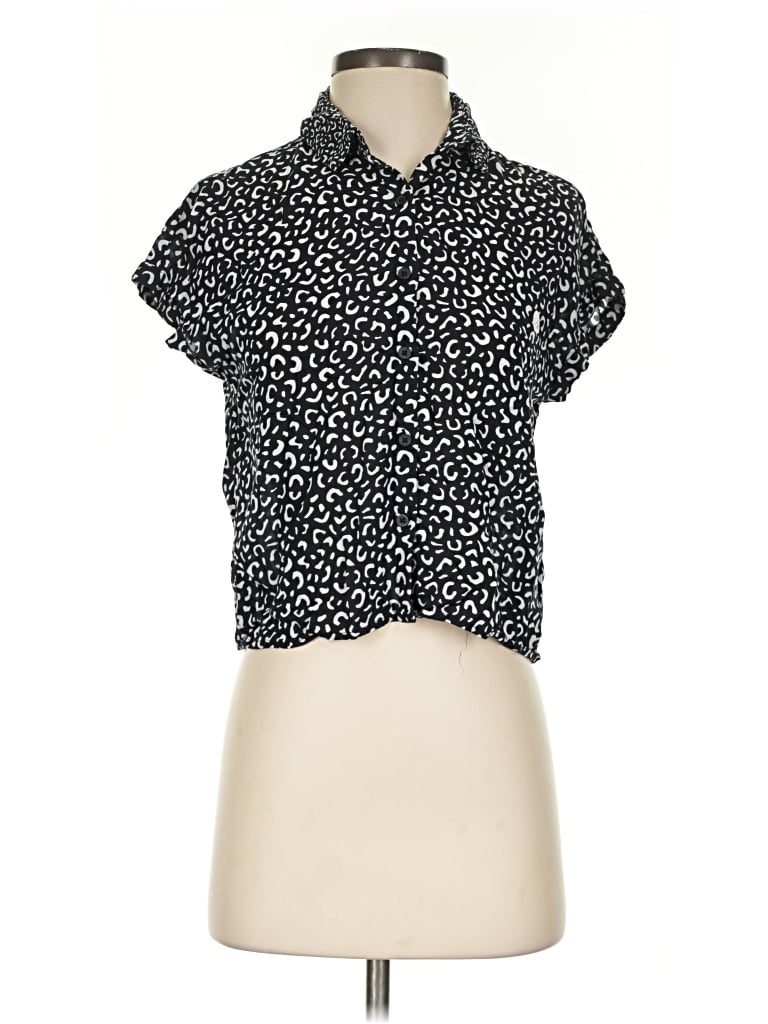 Pre-owned Divided By H&m Short Sleeve Blouse In Black