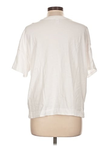 Old Navy Short Sleeve T-Shirt (view 2)
