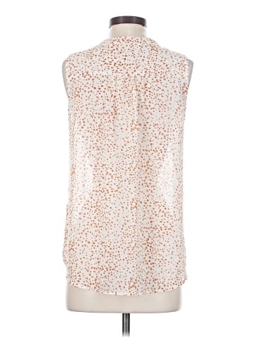 Fun2Fun Sleeveless Blouse (view 2)
