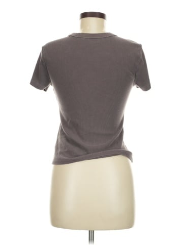Old Navy Short Sleeve T-Shirt (view 2)