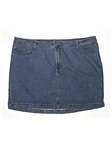 Lee Skort (view 1)
