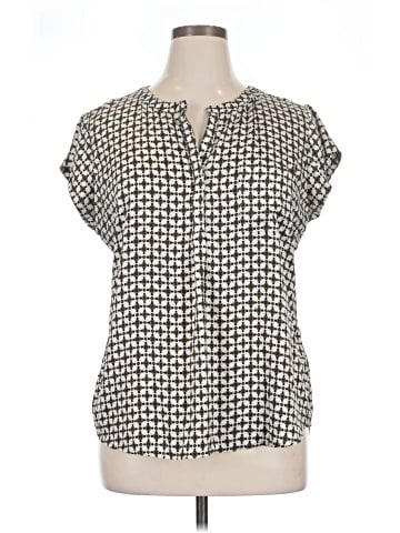 Liz Claiborne Short Sleeve Blouse (view 1)